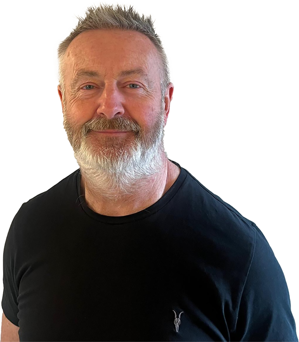 Simon Headshot-2 Simon Cranston Owner Travella